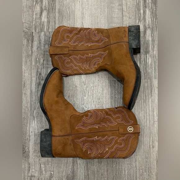 Tony Lama Shoes - Tony Lama Cheyenne Cowgirl Boots